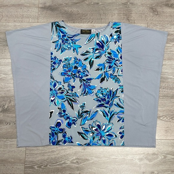 NWOT Bob Mackie Wearable Art Gray Floral Blouse Short Sleeve Kaftan M - Picture 3 of 12